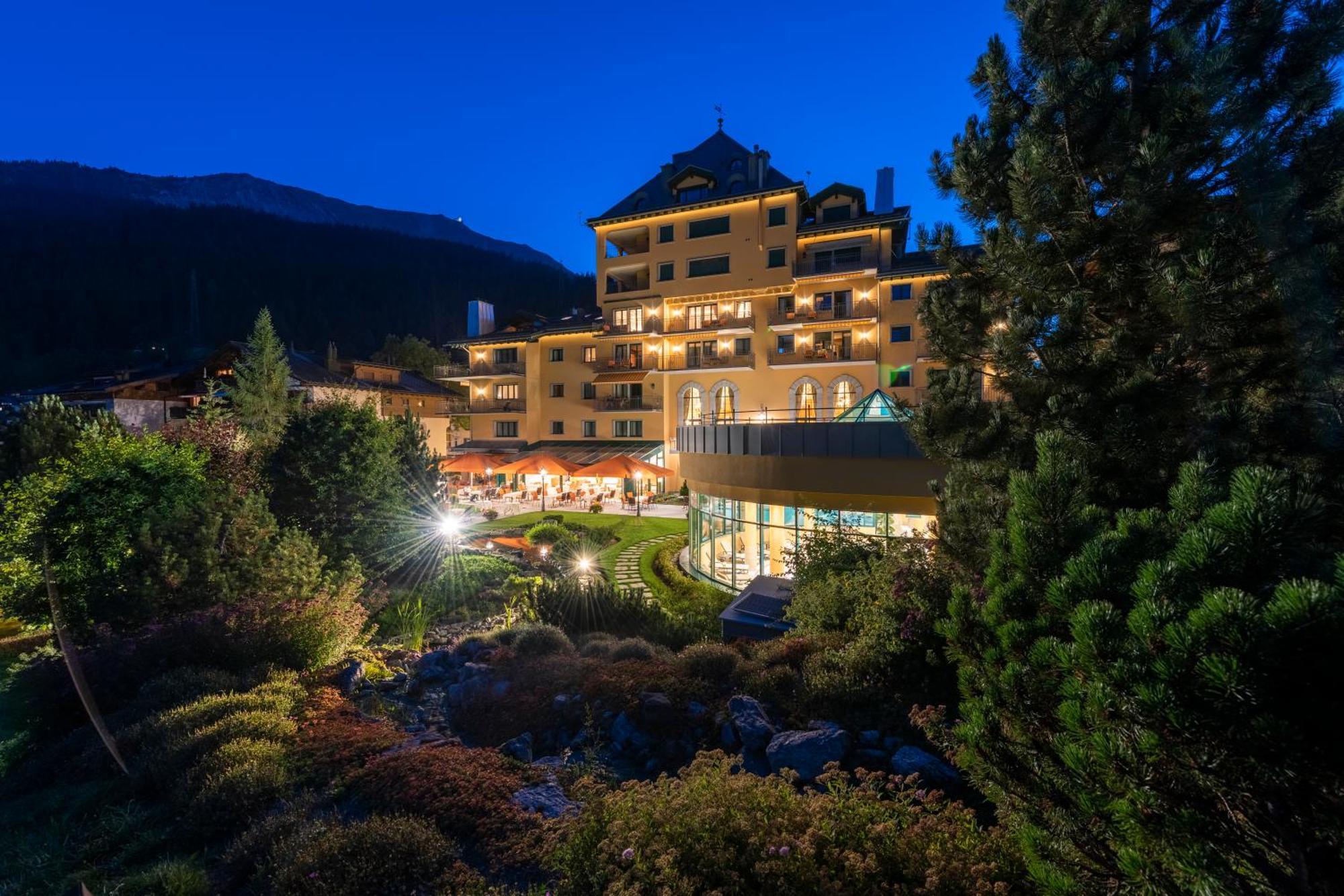 Hotel Vereina Klosters Exterior photo
